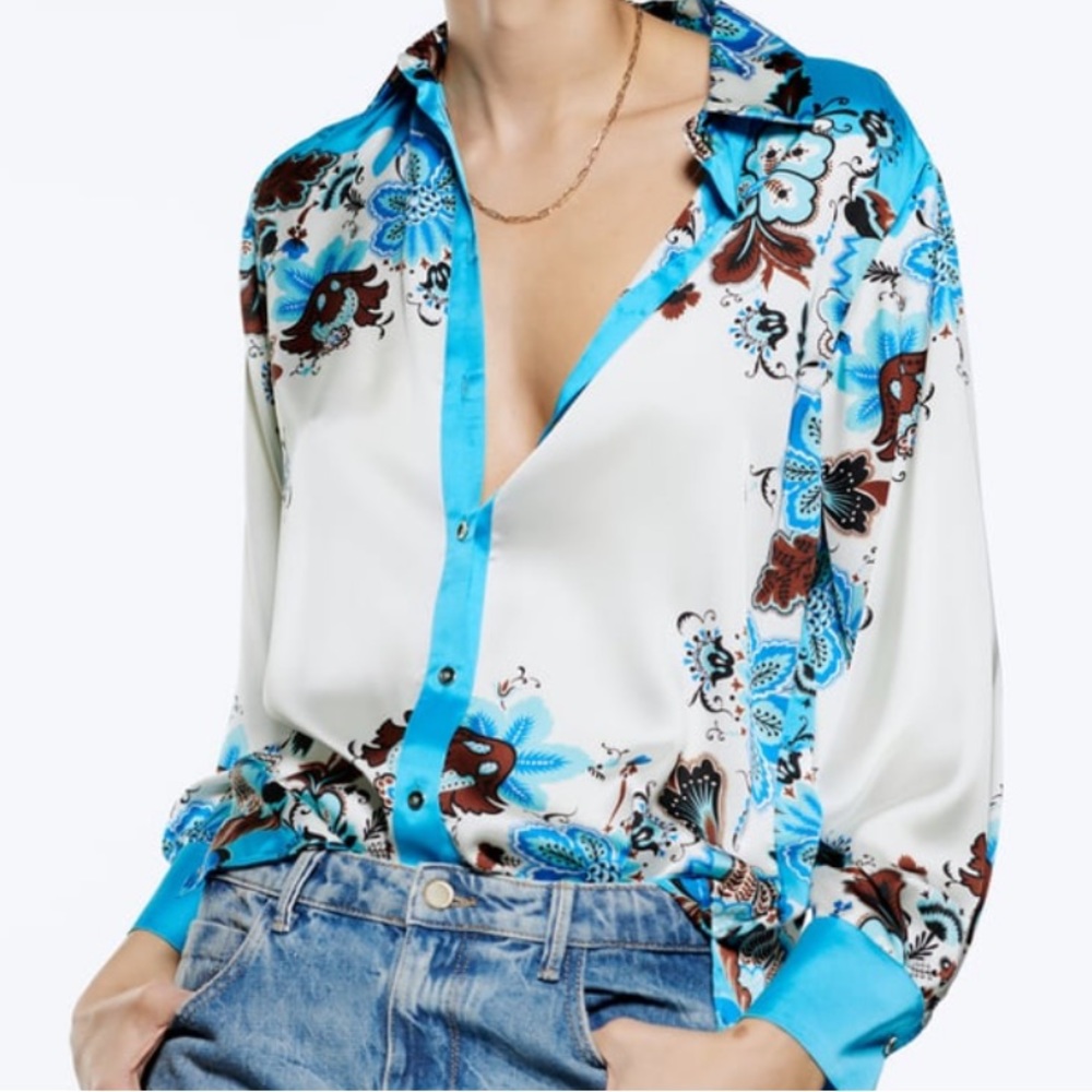 🍃💕NWT ZARA Silky Button Front Floral Blouse Size M